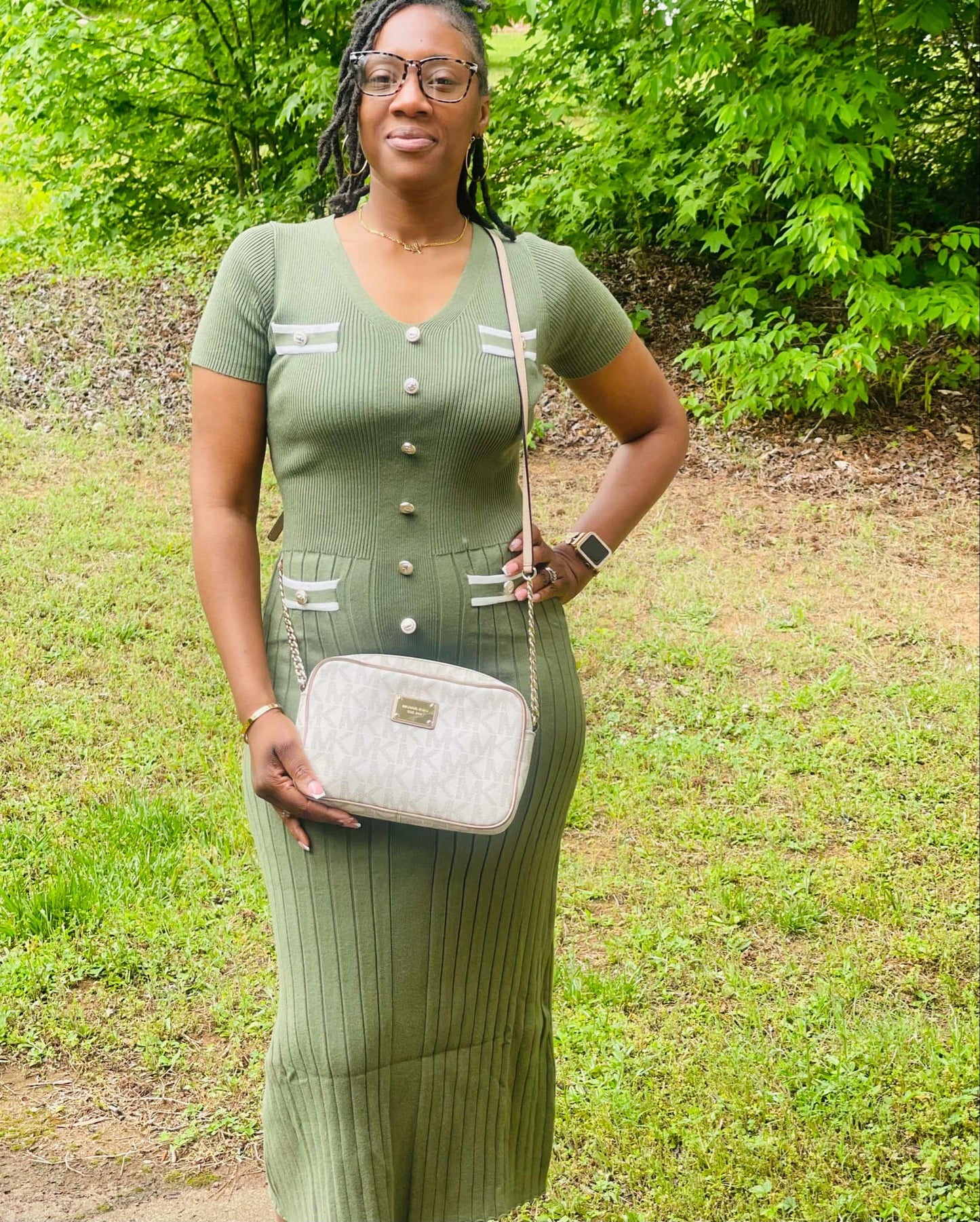 Short-sleeve sweater dress